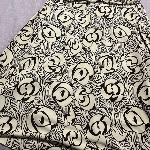 Adrianna Papell Halter neck Gold Chain Floral Dress Size 10 Fall Wedding Guest - Picture 7 of 7